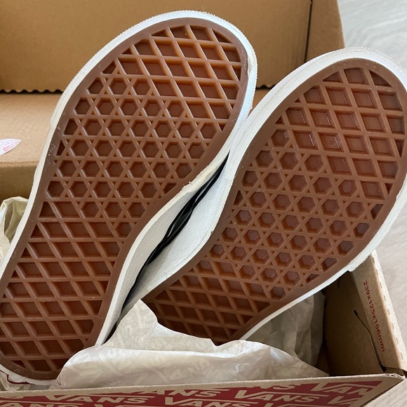 Checkerboard Mint Kids Vans - Picture 2 of 4